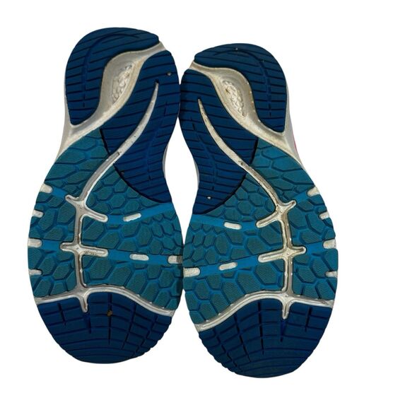 New Balance Fresh Foam 860v11 Blue Pink White Comfort Running Youth Size 2.5 - Picture 12 of 12